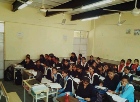 Career counselling session on the importance of education